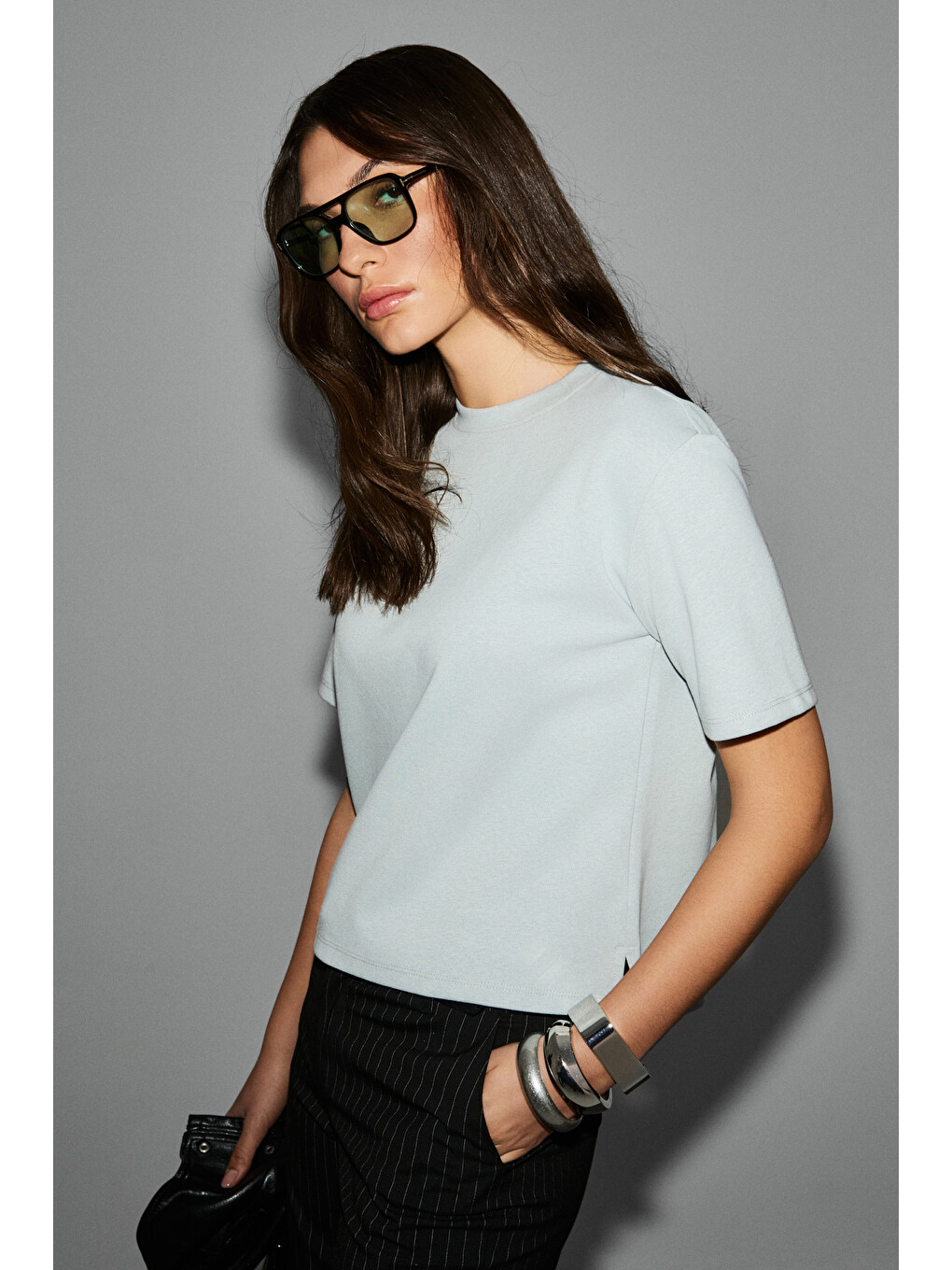Gri COLENA Kadın Organik Pamuklu Bisiklet Yaka Oversize Fit Kısa Kollu GRİ T-Shirt-3