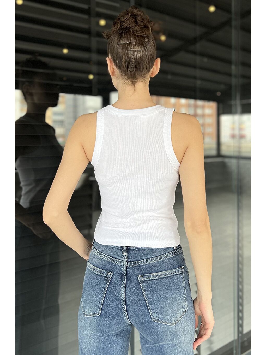 Beyaz Kadın Işıltılı Sıfır Kol Kaşkorse Bluz-3