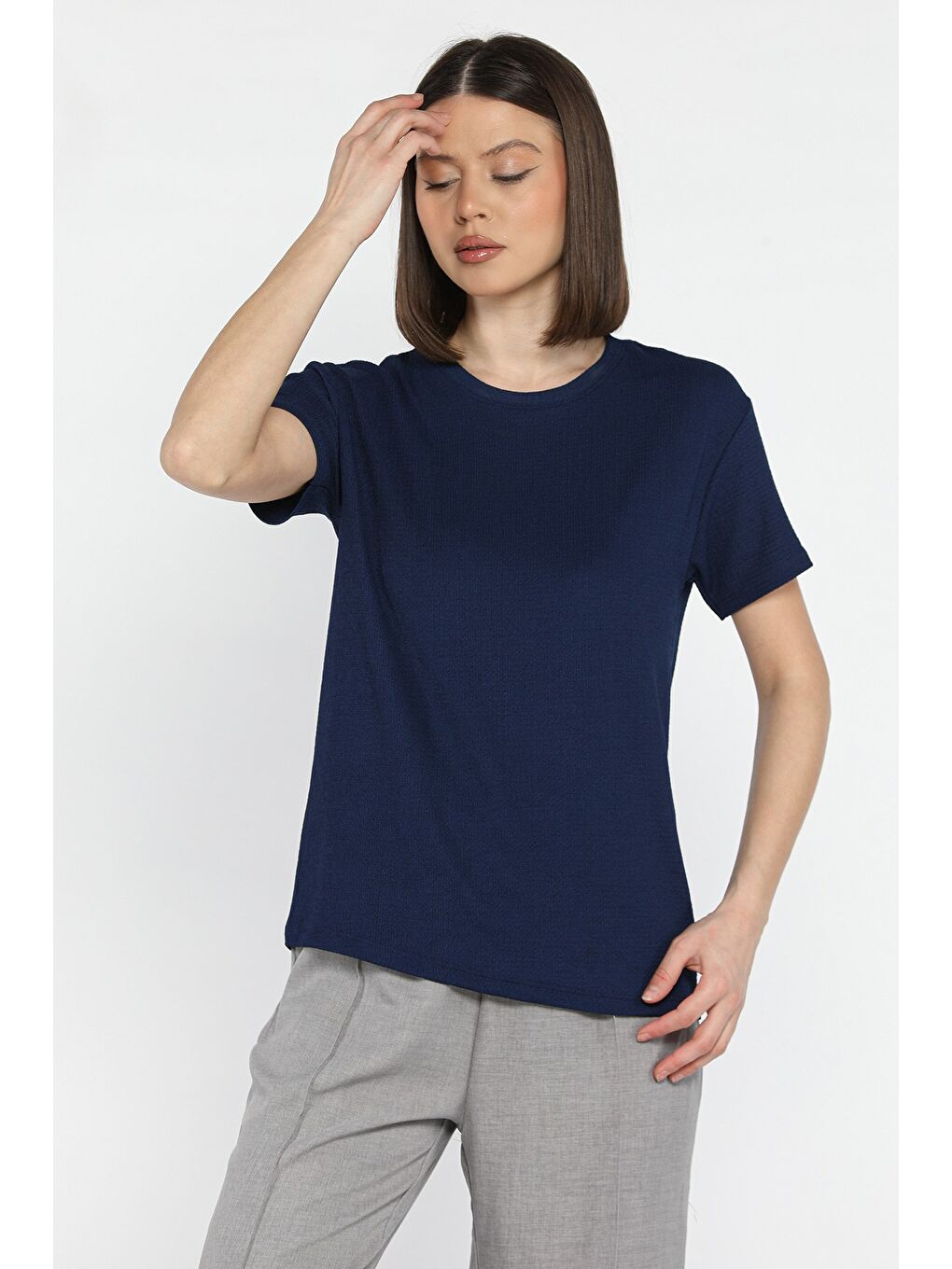 Lacivert Kadın Bisiklet Yaka Basic Tişört-1