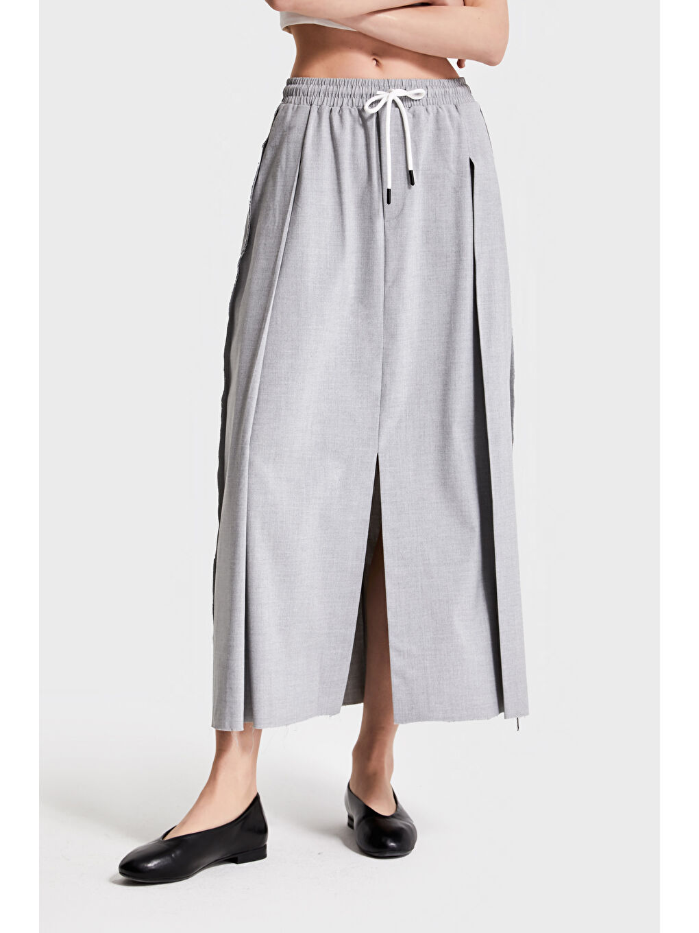 Gri Kadın Gir Renk Beli Lastlikli Yırtmaçlı Maxi Boy Tasarım Kumaş Etek