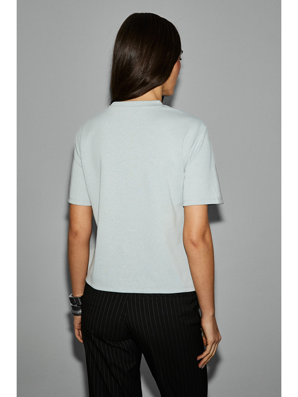 Gri COLENA Kadın Organik Pamuklu Bisiklet Yaka Oversize Fit Kısa Kollu GRİ T-Shirt-5