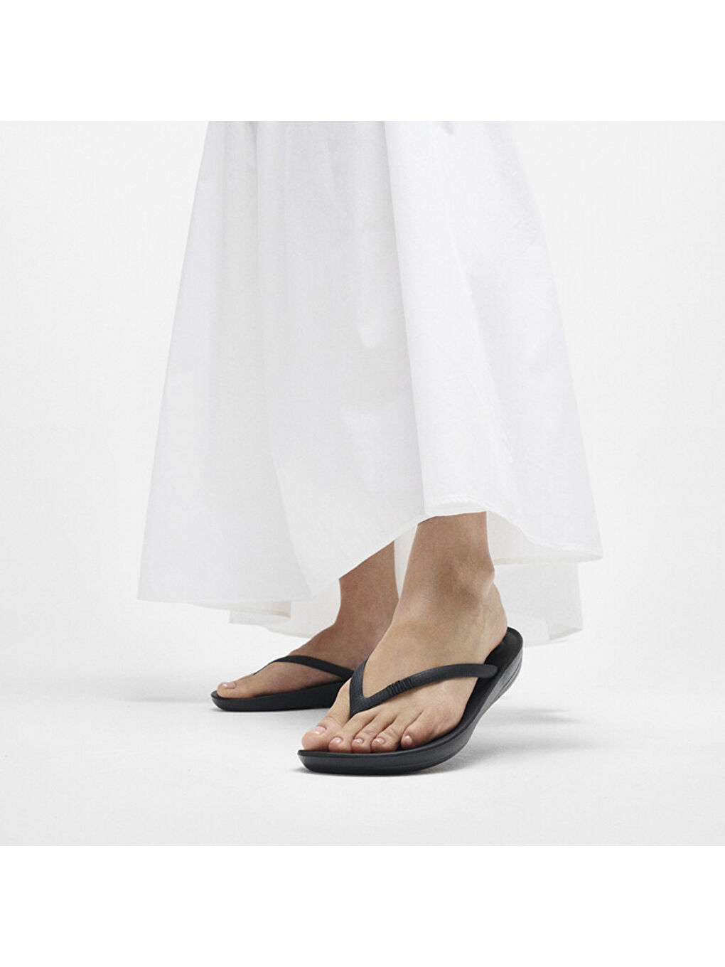 Kadın Siyah Parmak Arası Terlik-1