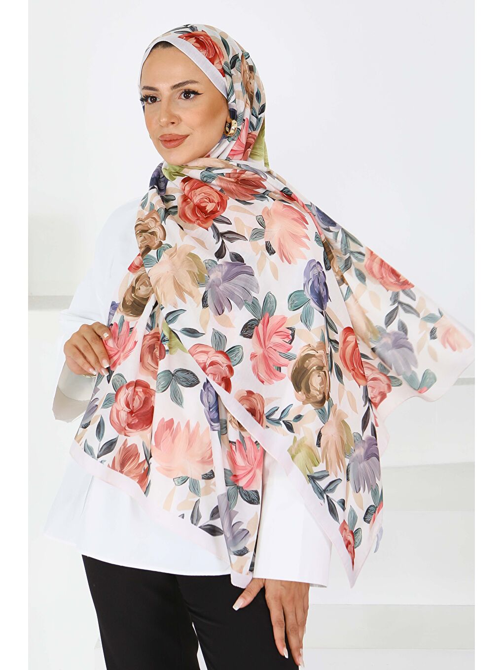 Ekru Flower Serisi Rose Lily Desenli Şal Krem - 27594-1