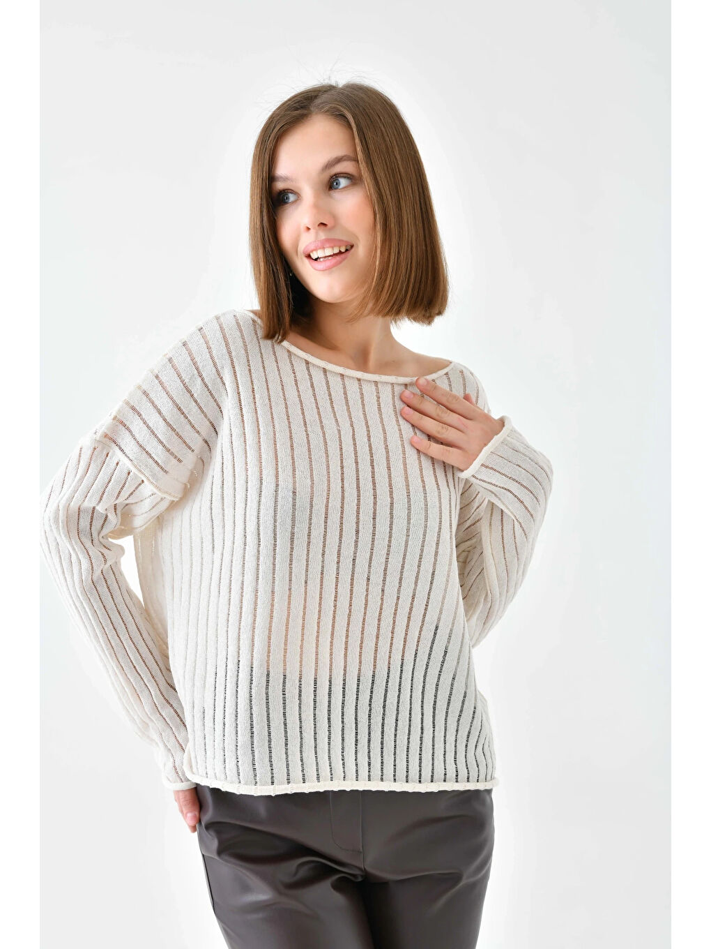 Bej Kadın Kayık Yaka Örgü Detay Salaş Triko Kazak-2