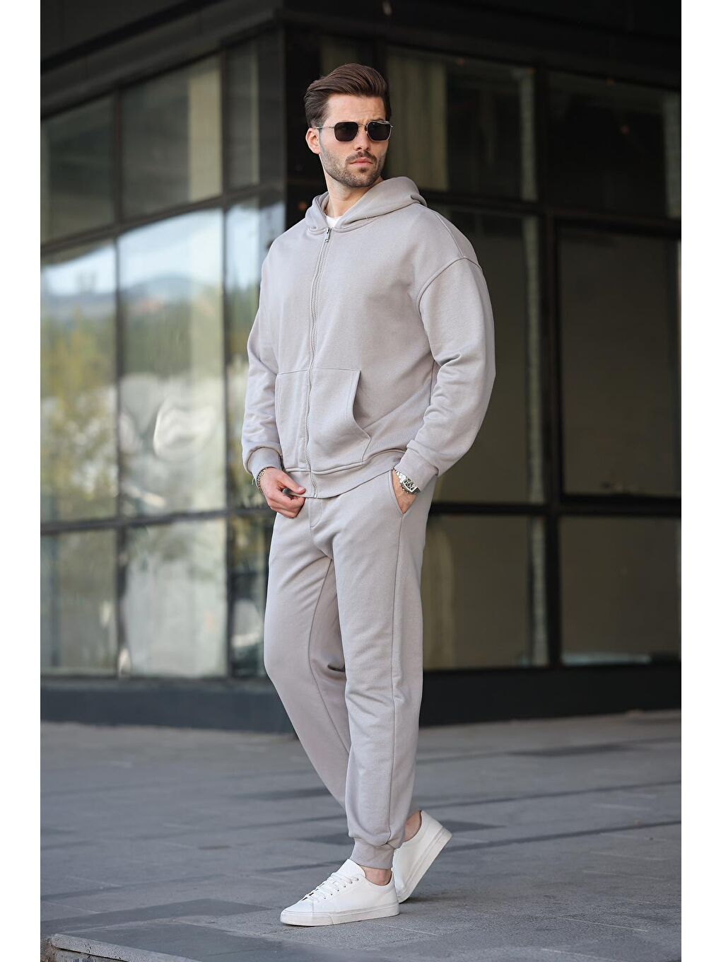 Boyalı Gri Kap&#252;şonlu Fermuarlı Basic Erkek Eşofman Takımı E7331-1