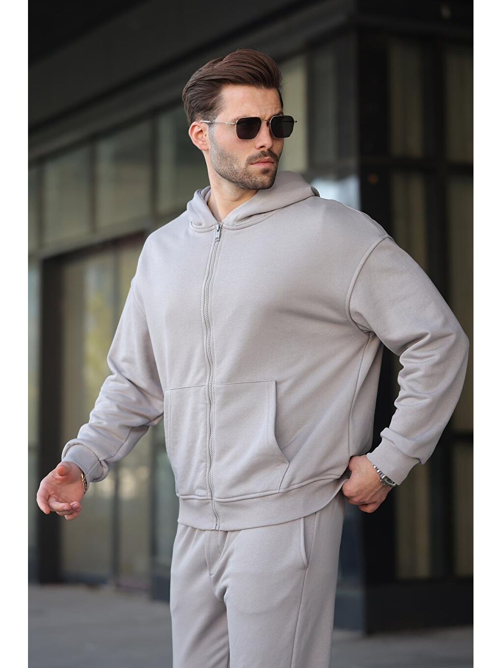 Boyalı Gri Kap&#252;şonlu Fermuarlı Basic Erkek Eşofman Takımı E7331-2