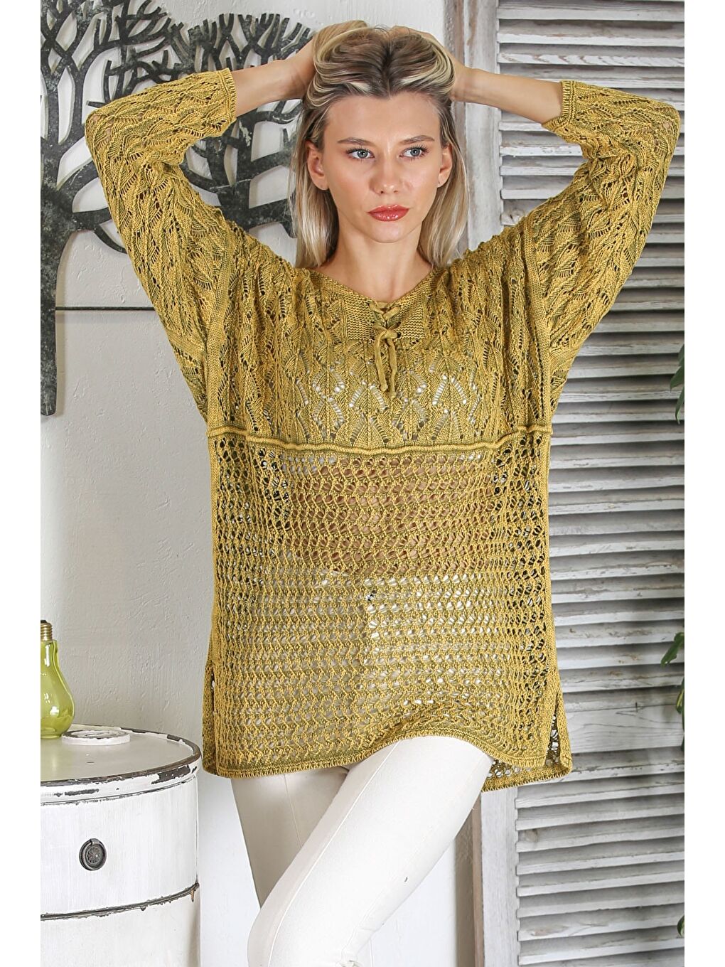 Yeşil Limon Küfü Rengi V Yaka Uzun Kol Bağlamalı Yıkamalı Ajurlu Jakar Triko Long Fit Bluz