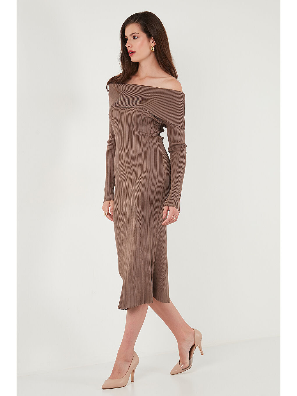 Bej Premium Fitilli Carmen Yaka Slim Fit Midi Boy Triko Elbise 680EL00033-2