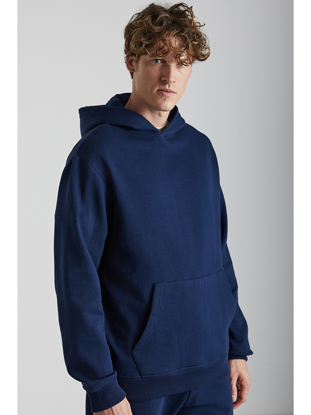 Cartmel Erkek Organik Kumaşlı İçi Polarlı Yumuşacık Kanguru Cepli Kapüşonlu Lacivert Sweatshirt-2
