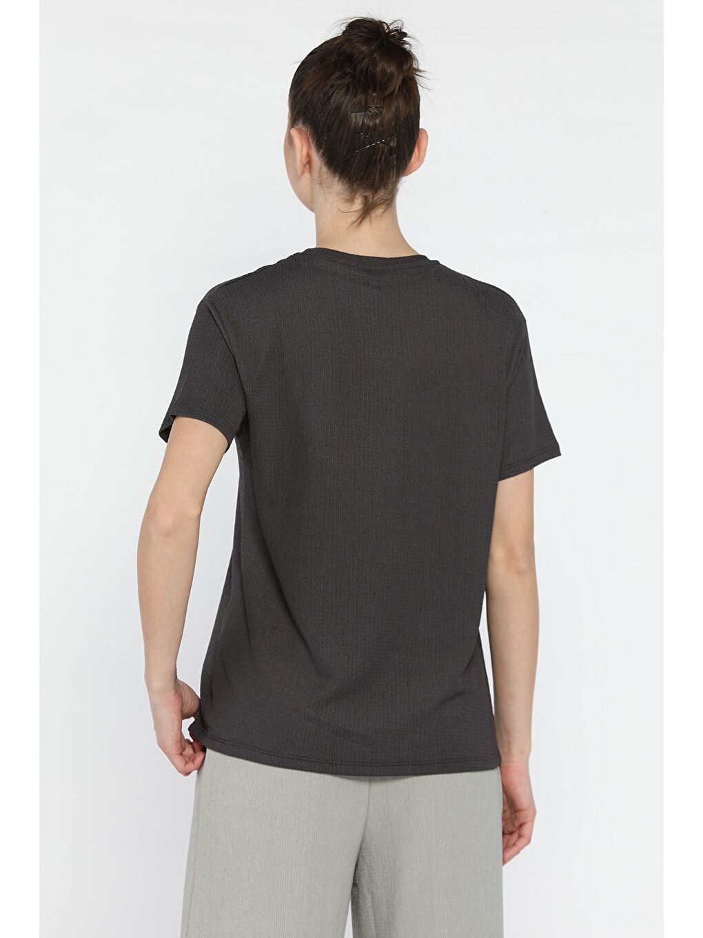 Antrasit Kadın Bisiklet Yaka Basic Tişört-2