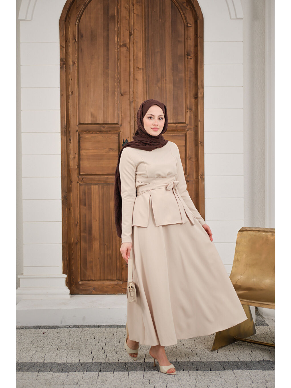 Ekru Kadın Bisiklet Yaka Ön Yırtmaçlı Etekli Takım Krem-2