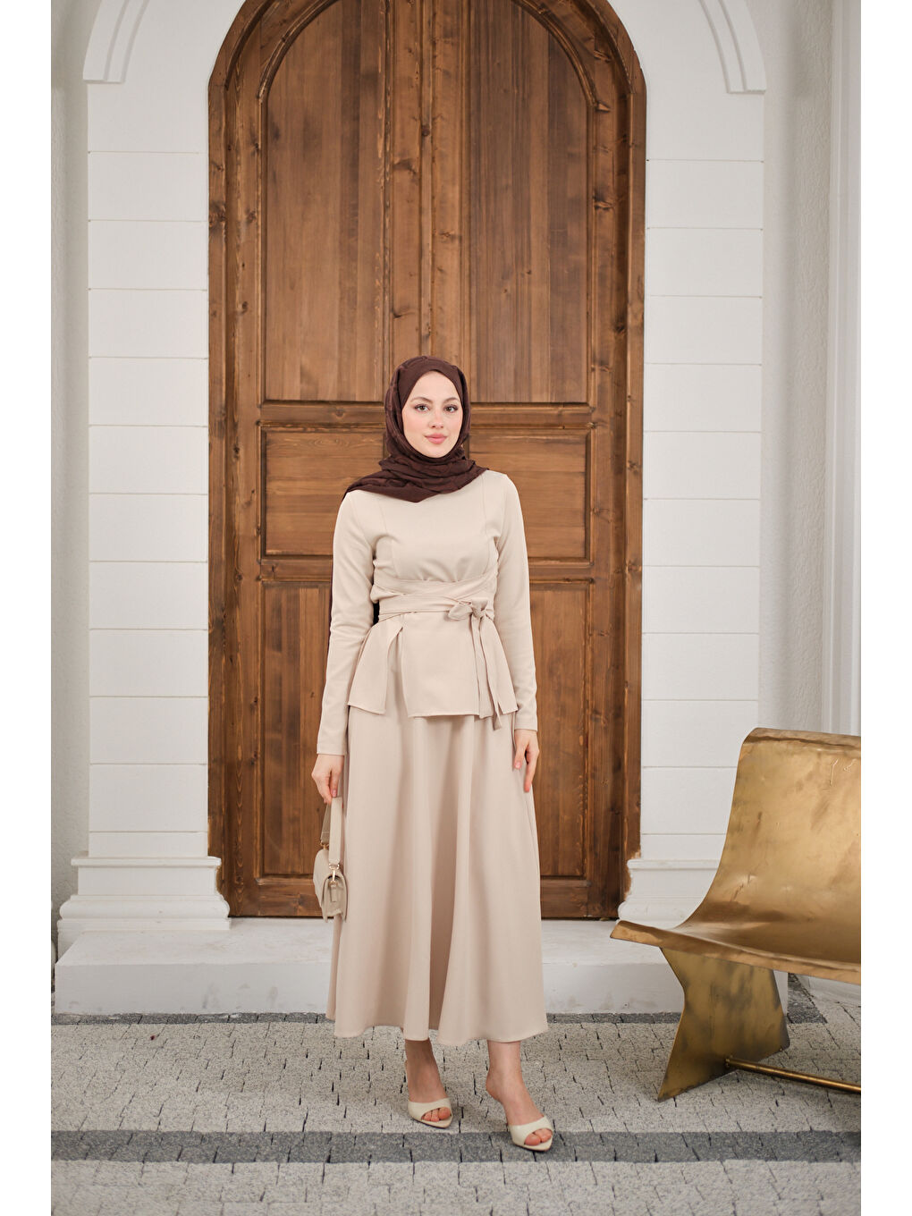 Ekru Kadın Bisiklet Yaka Ön Yırtmaçlı Etekli Takım Krem-4