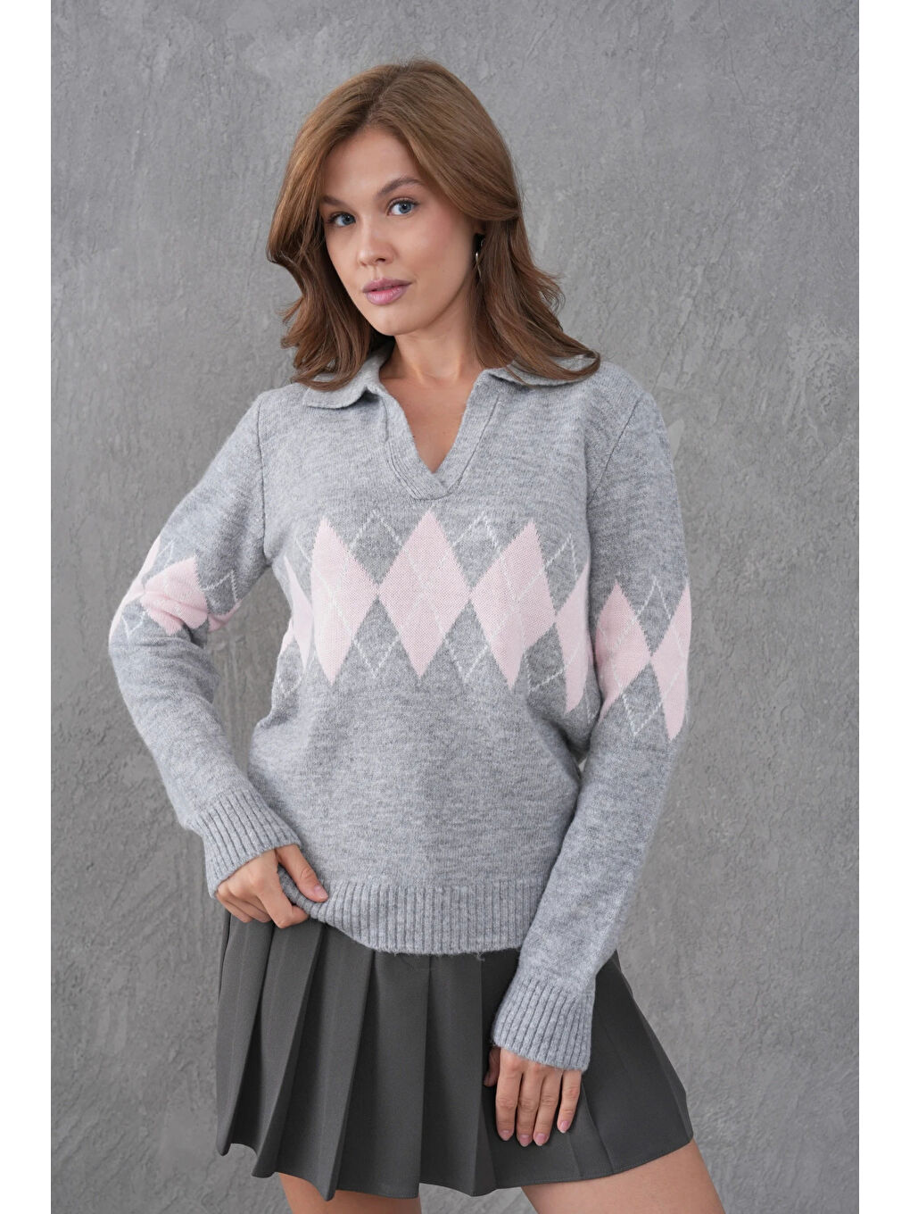 Gri Kadın Polo Yaka Desenli Yarım Pat Triko Kazak-3