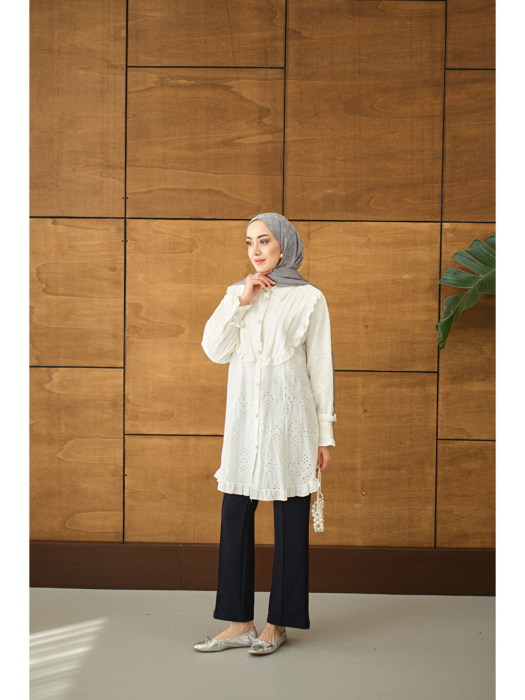 Kadın Pile Ve Brode Detay Gömlek Beyaz-1