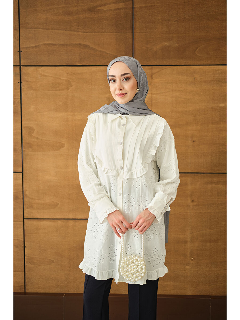 Kadın Pile Ve Brode Detay Gömlek Beyaz-2
