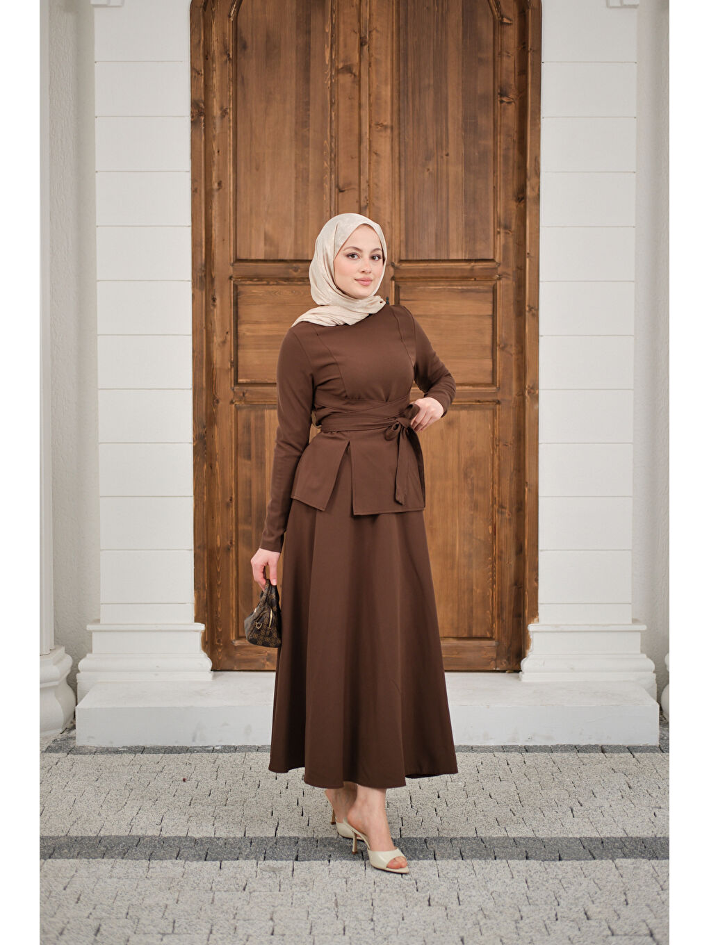 Kadın Bisiklet Yaka Ön Yırtmaçlı Etekli Takım Kahverengi-3