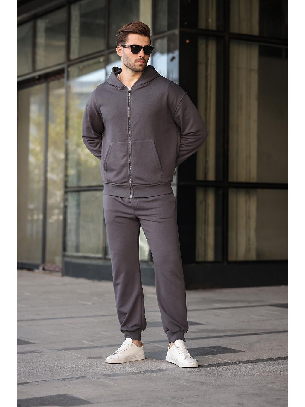 Gri Füme Kapüşonlu Fermuarlı Basic Erkek Eşofman Takımı E7331