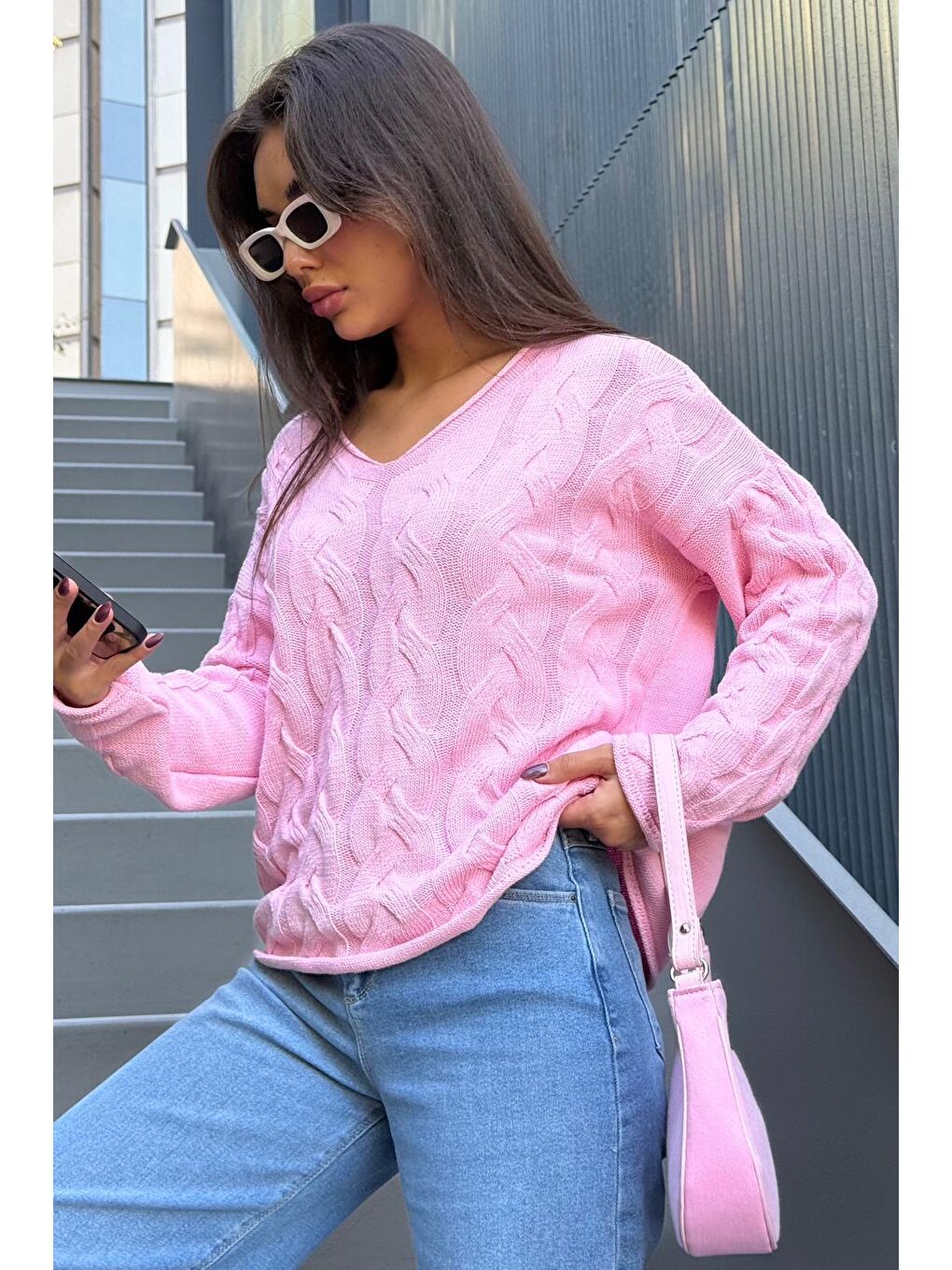 Pembe V Yaka Örgü Desen Oversize Kadın Kazak Mg2519-3