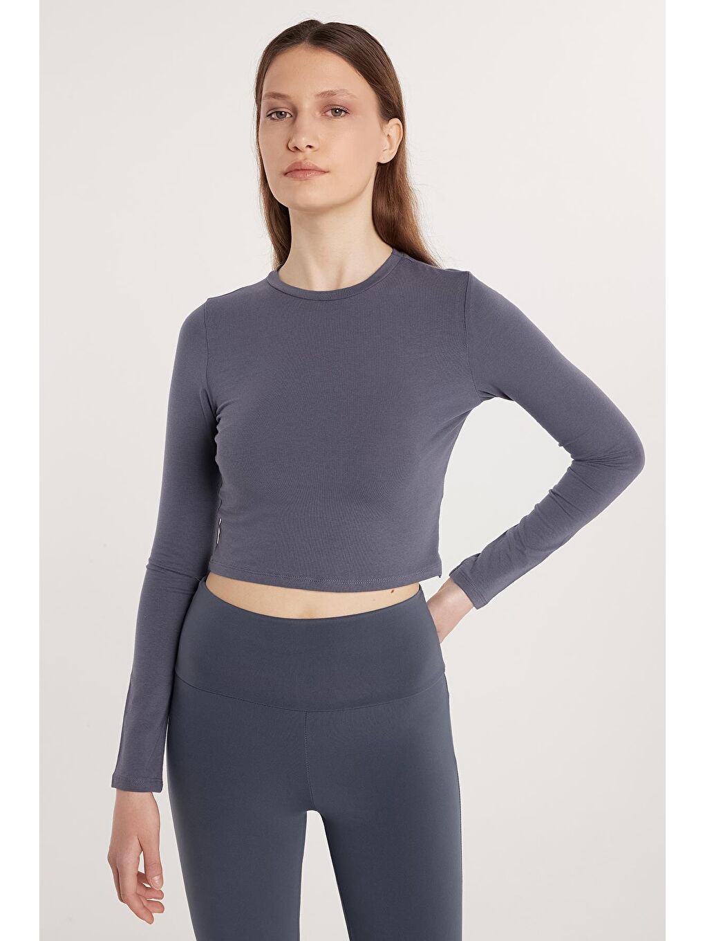 Kadın Slim Fit Pamuklu Düz Bisiklet Yaka Antrasit Bluz