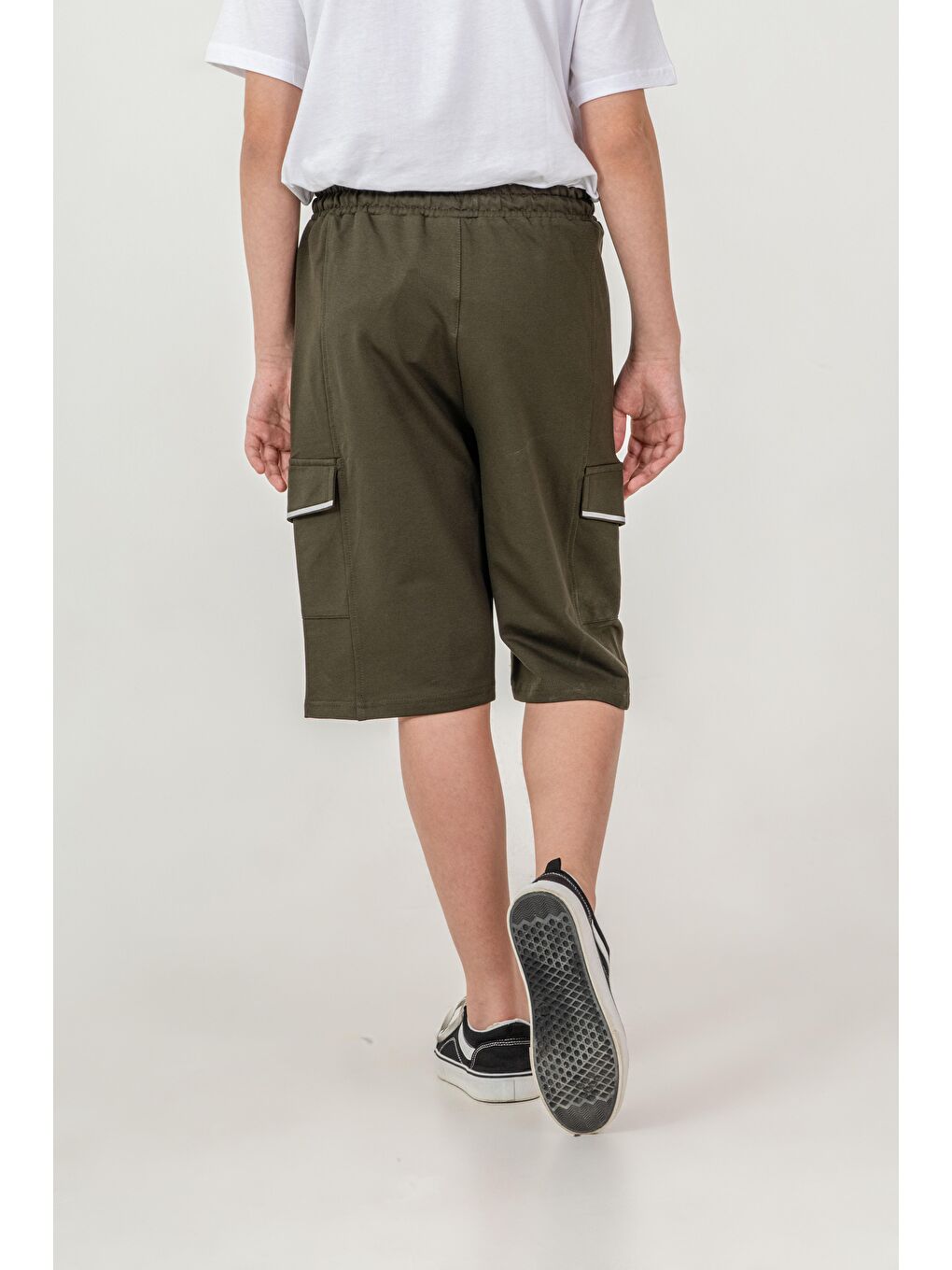 Haki Çift Kargo Cepli Cep Kapakları Reflektör Baskılı Erkek Çocuk Şort-4