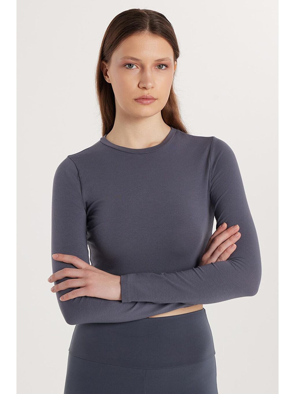 Kadın Slim Fit Pamuklu Düz Bisiklet Yaka Antrasit Bluz-3