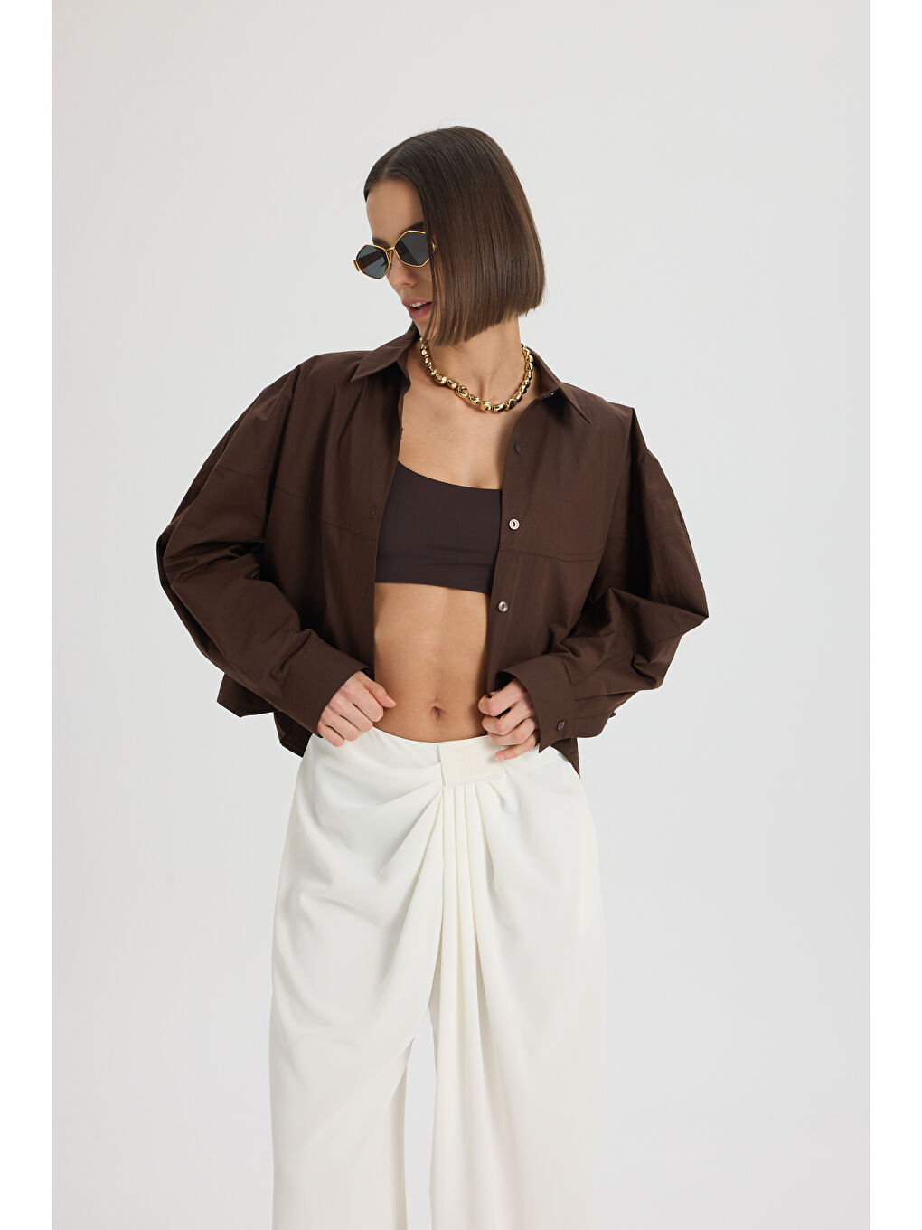 Kahverengi Numen Yırtmaç Detay Kahve Kısa Gömlek-1
