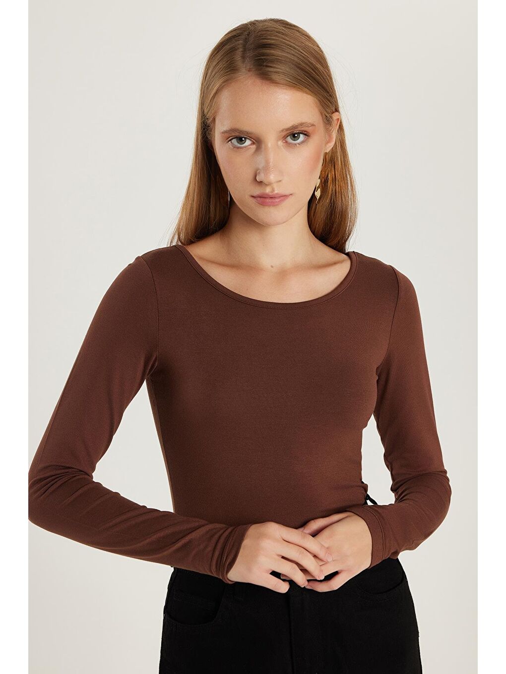 Kadın Slim Fit Dar Kesim Uzun Kollu Viskon Kahverengi Bluz