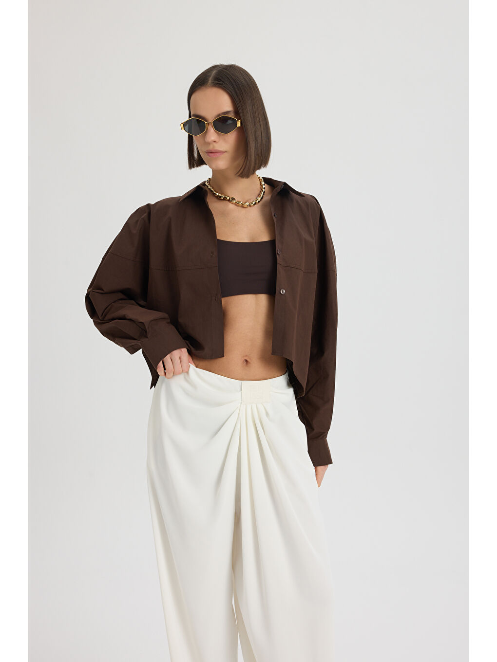 Kahverengi Numen Yırtmaç Detay Kahve Kısa Gömlek-3