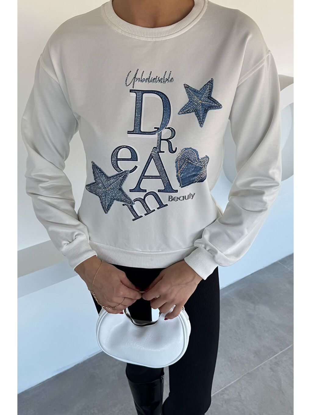 Ekru Kadın Bisiklet Yaka Baskılı Taş İşlemeli Sweatshirt-2