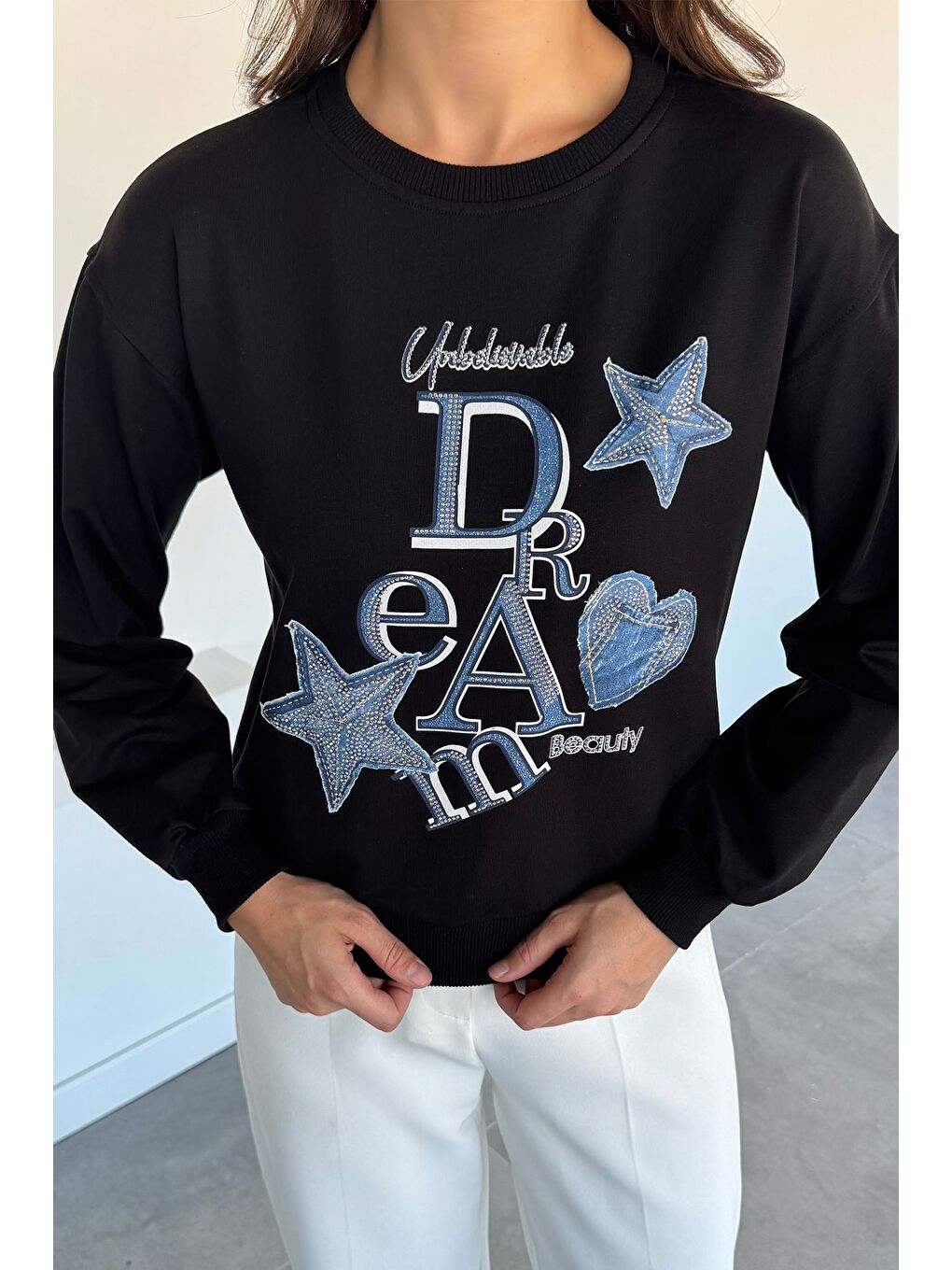 Siyah Kadın Bisiklet Yaka Baskılı Taş İşlemeli Sweatshirt-2