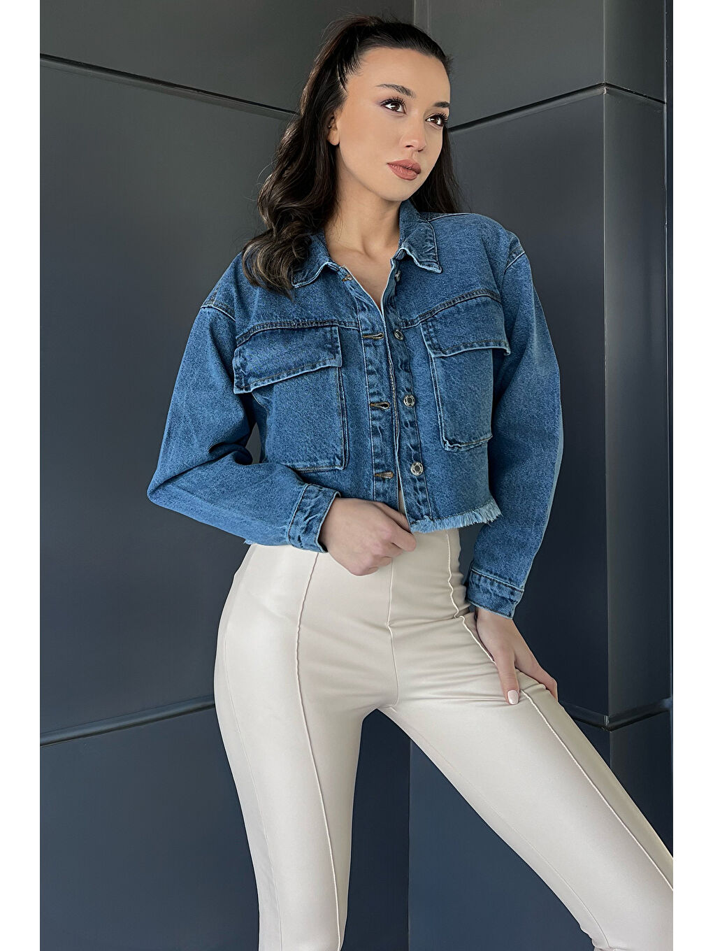 GÜLSELİ Lacivert Çift Cepli Bitiş Püskül Detaylı Kadın Crop Top Jean Jean Ceket - 1