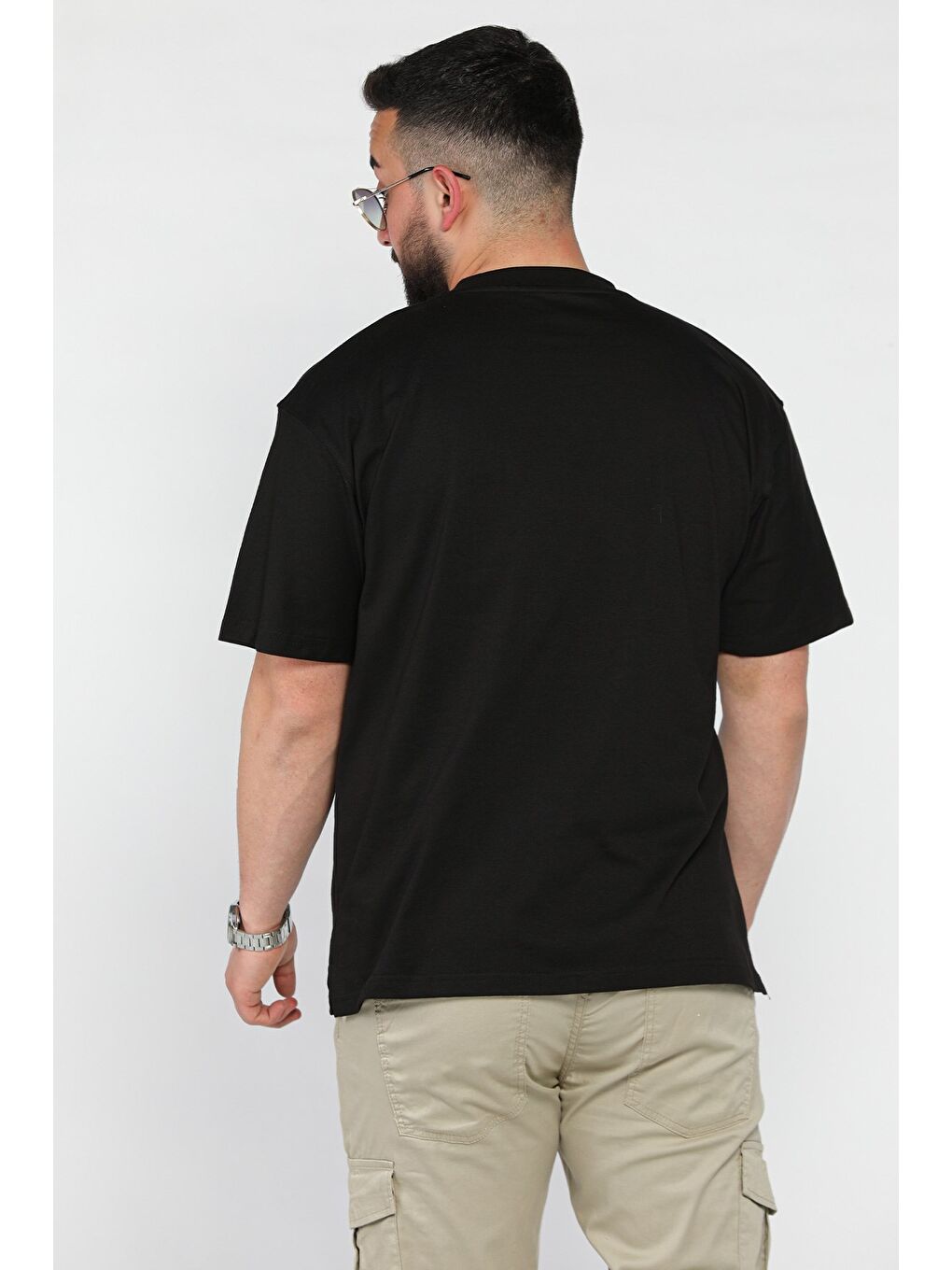 Siyah Bisiklet Yaka Erkek Tişört-2