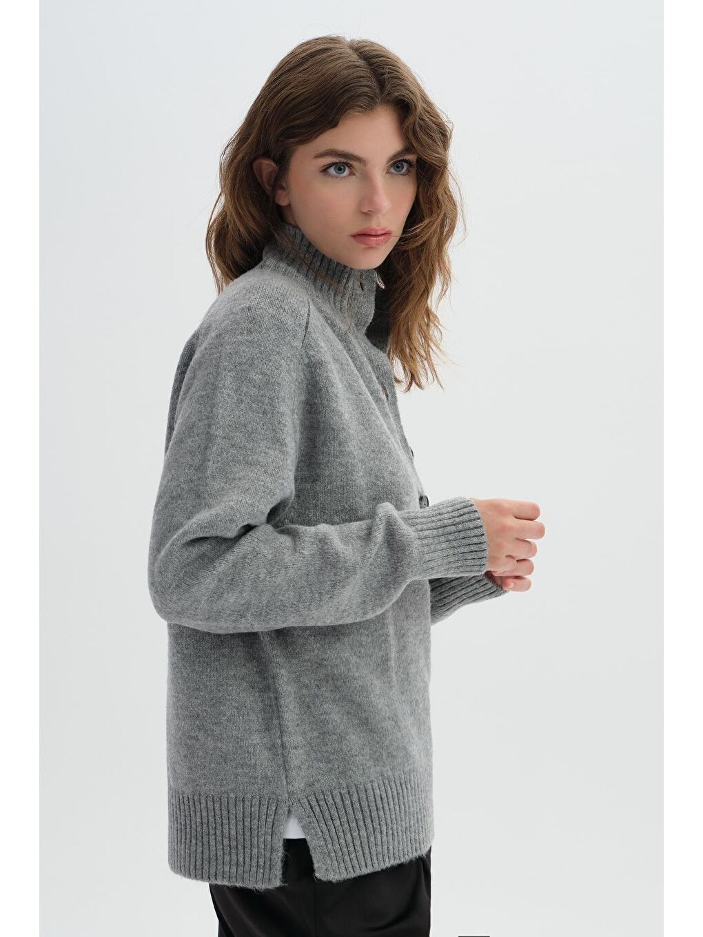 Gri Melanj Hakim Yaka Düğmeli Triko Kazak-1