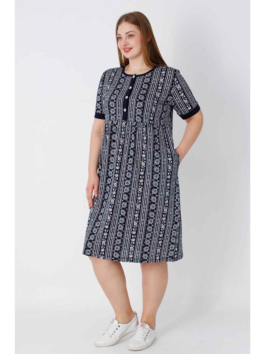 Lacivert Kısa Kollu Cepli Düğmeli Desenli Kadın Büyük Beden Elbise-1