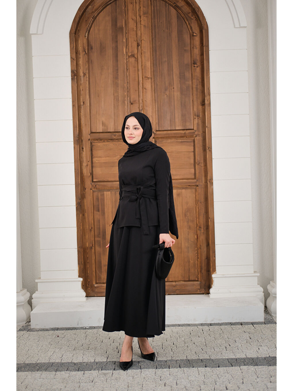 Kadın Bisiklet Yaka Ön Yırtmaçlı Etekli Takım Siyah-1