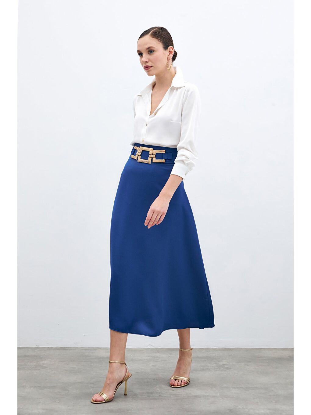 Bel Aksesuarlı Saten Krep Etek - Sax Mavi-1