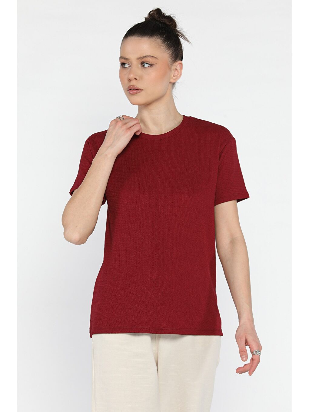Bordo Kadın Bisiklet Yaka Basic Tişört-1