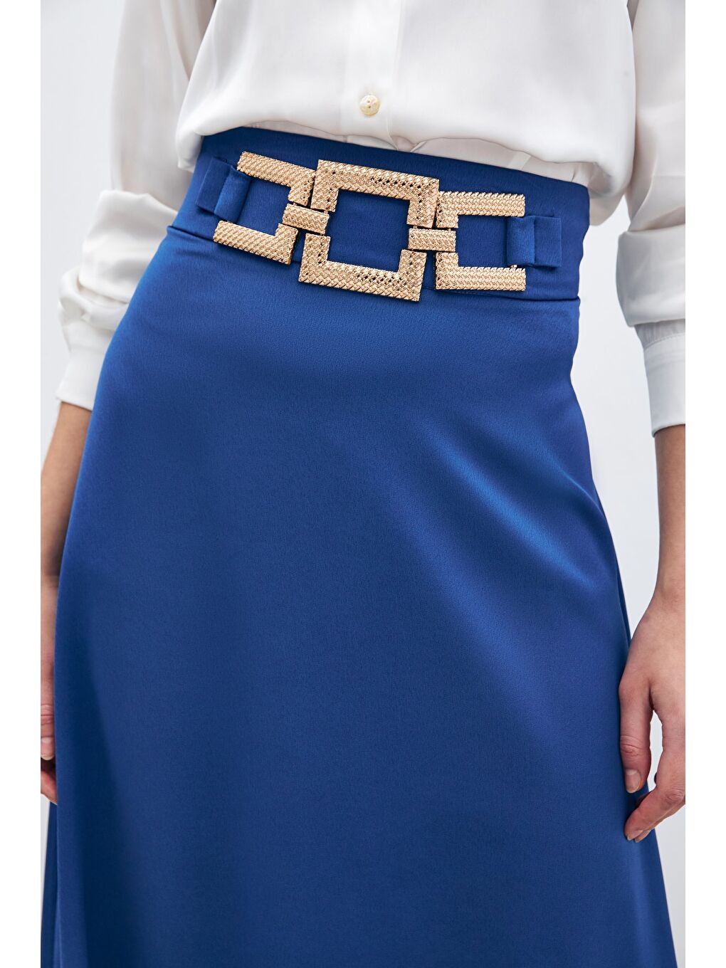 Bel Aksesuarlı Saten Krep Etek - Sax Mavi-3