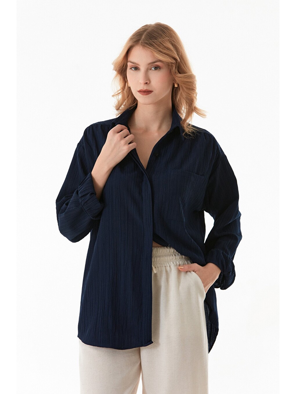 Lacivert Basic Krep Kumaş Tek Cepli Oversize Gömlek