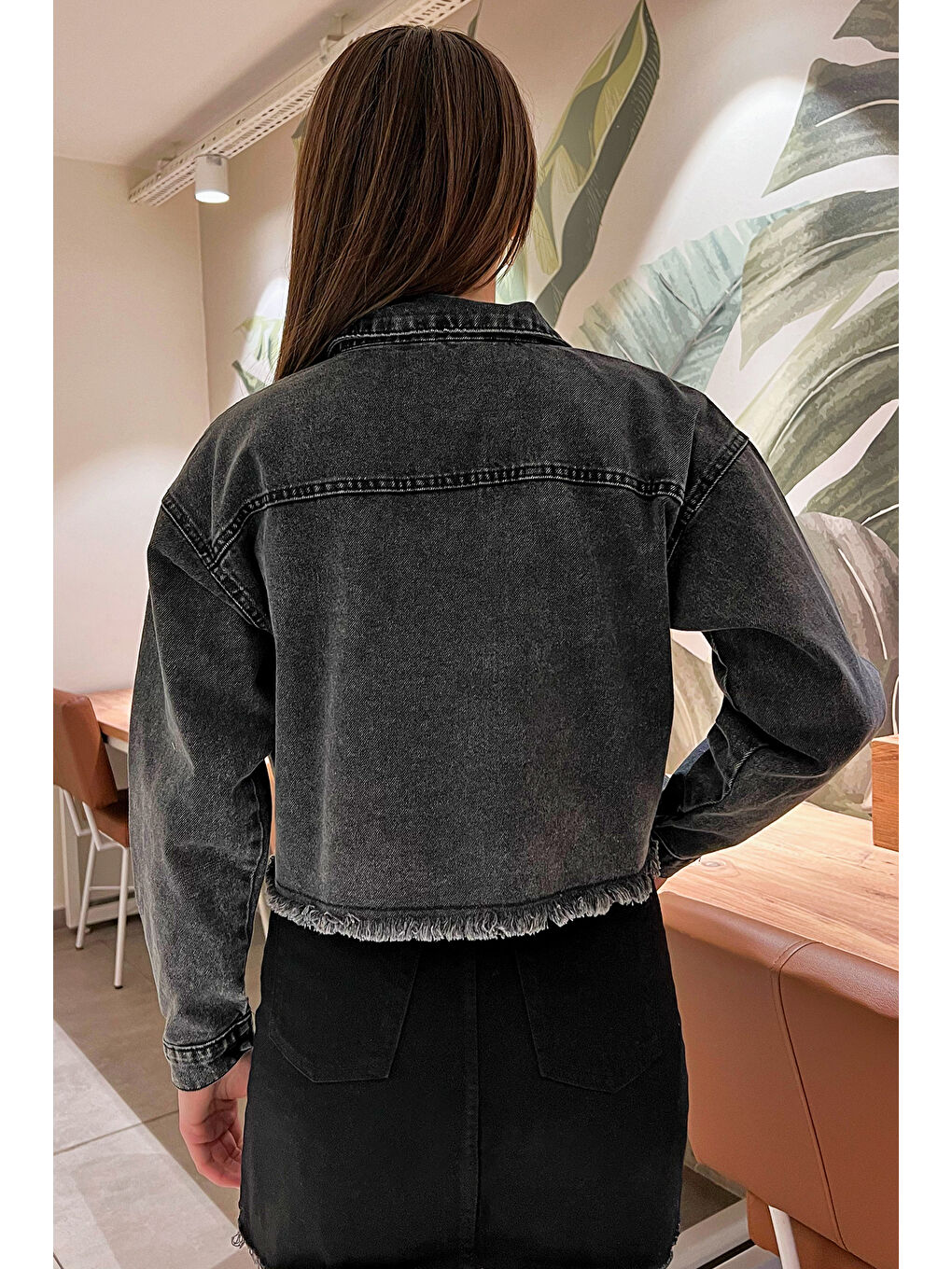 GÜLSELİ Antrasit Çift Cepli Bitiş Püskül Detaylı Kadın Crop Top Jean Jean Ceket - 3