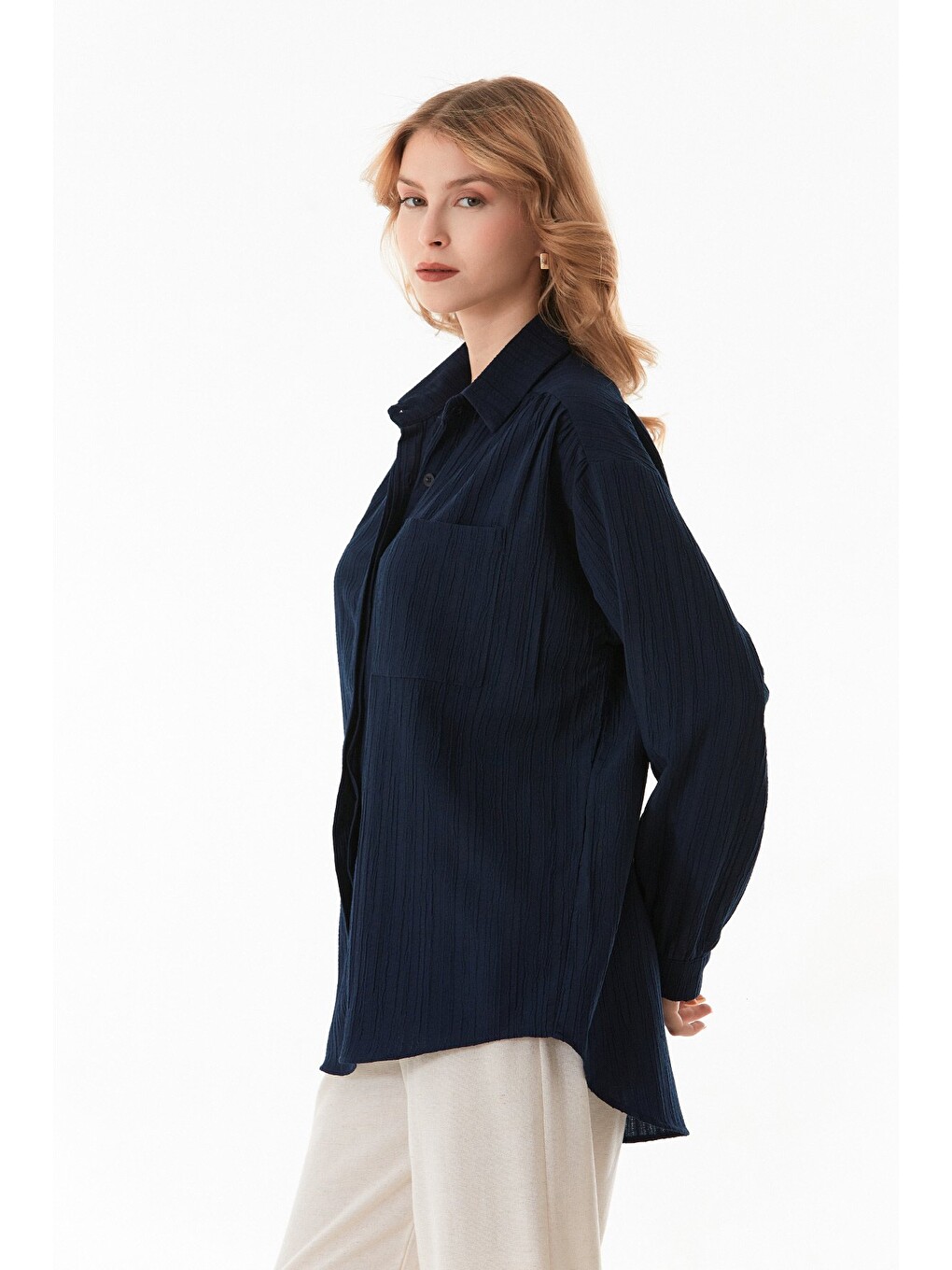 Lacivert Basic Krep Kumaş Tek Cepli Oversize Gömlek-2