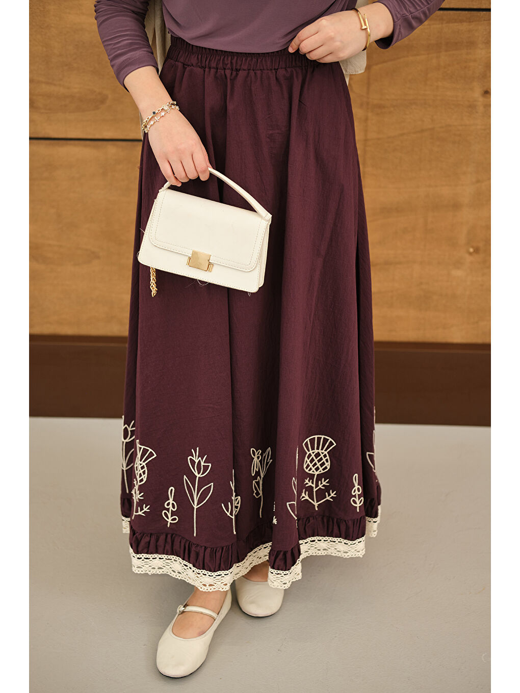 Kadın Dantel Ve Çiçek Nakışlı Etek Bordo-3