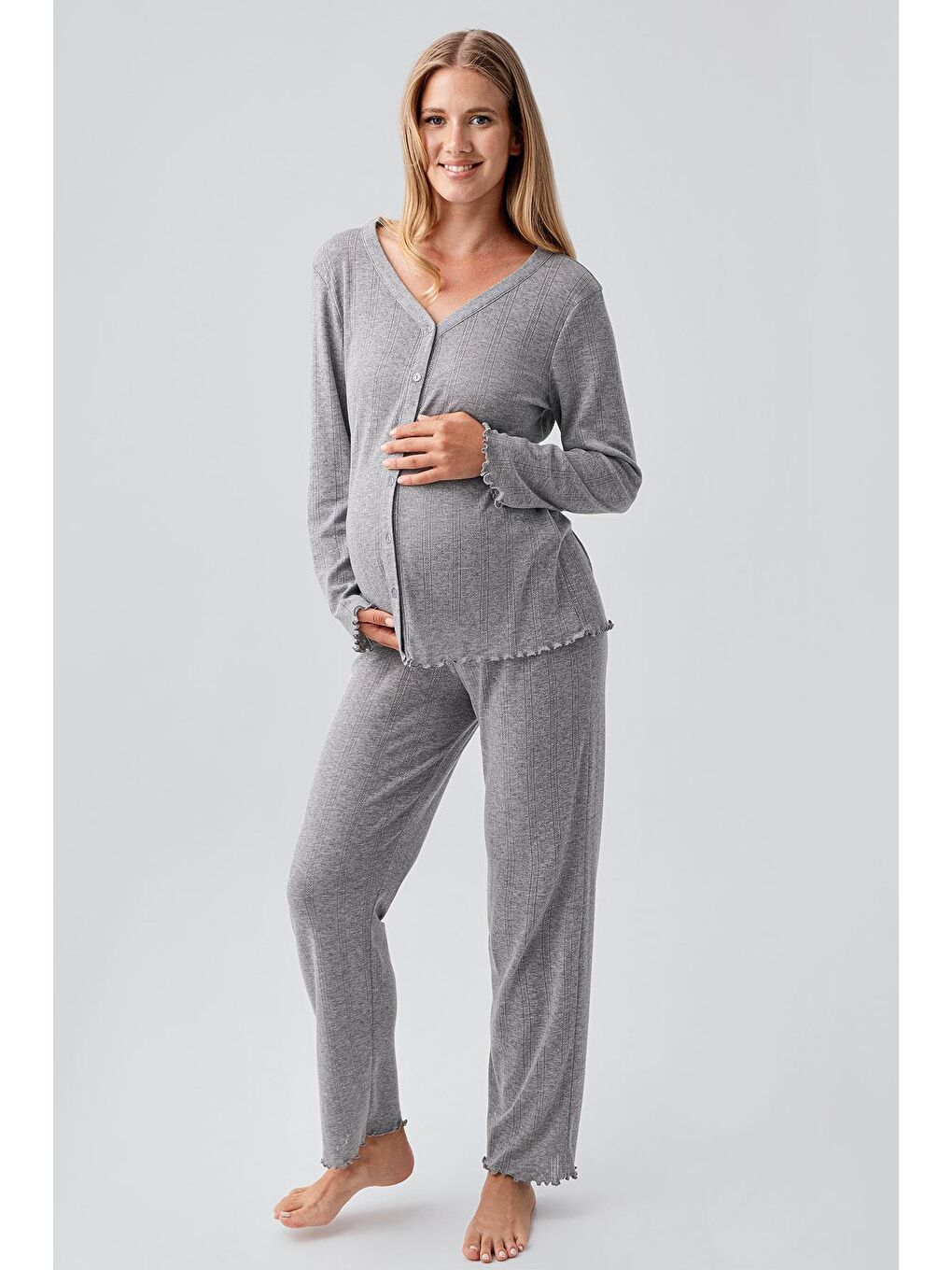 Gri Uzun Kollu Ajurlu Düğmeli Esnek Pamuklu Hamile Pijama Takım 18214