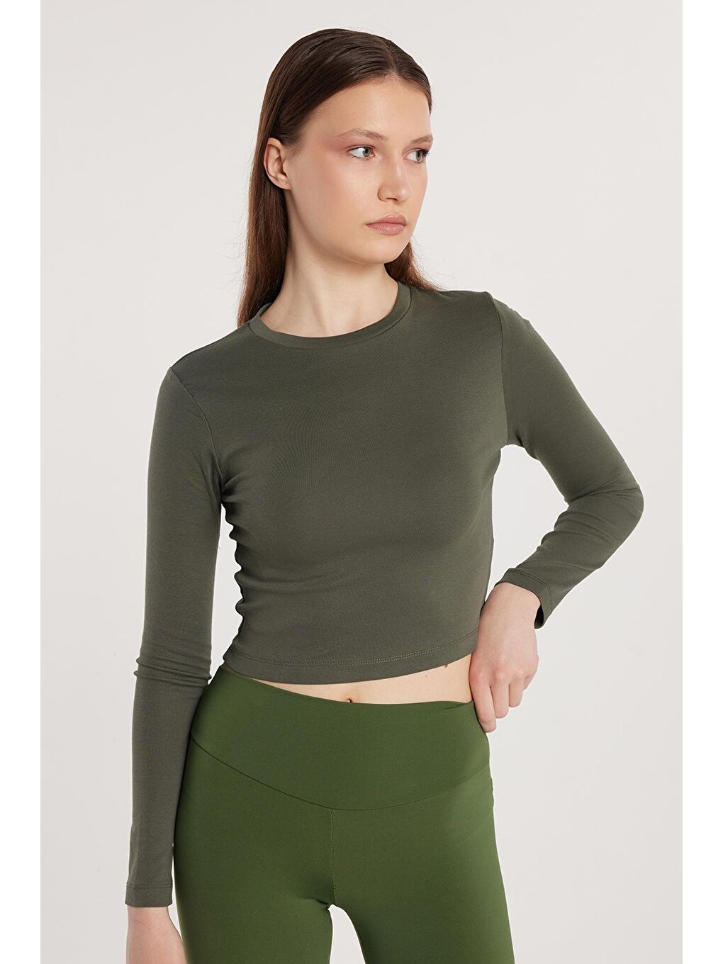 Kadın Slim Fit Pamuklu Uzun Kol Düz Bisiklet Yaka Haki Bluz