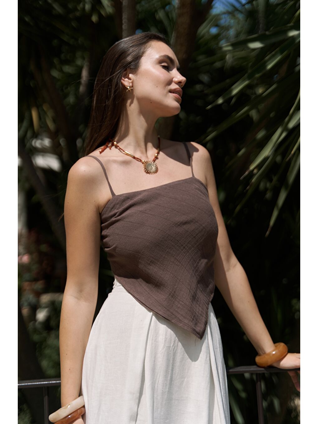 Kahverengi Kita Üçgen Detay Çizgili Kahve Keten Crop-1