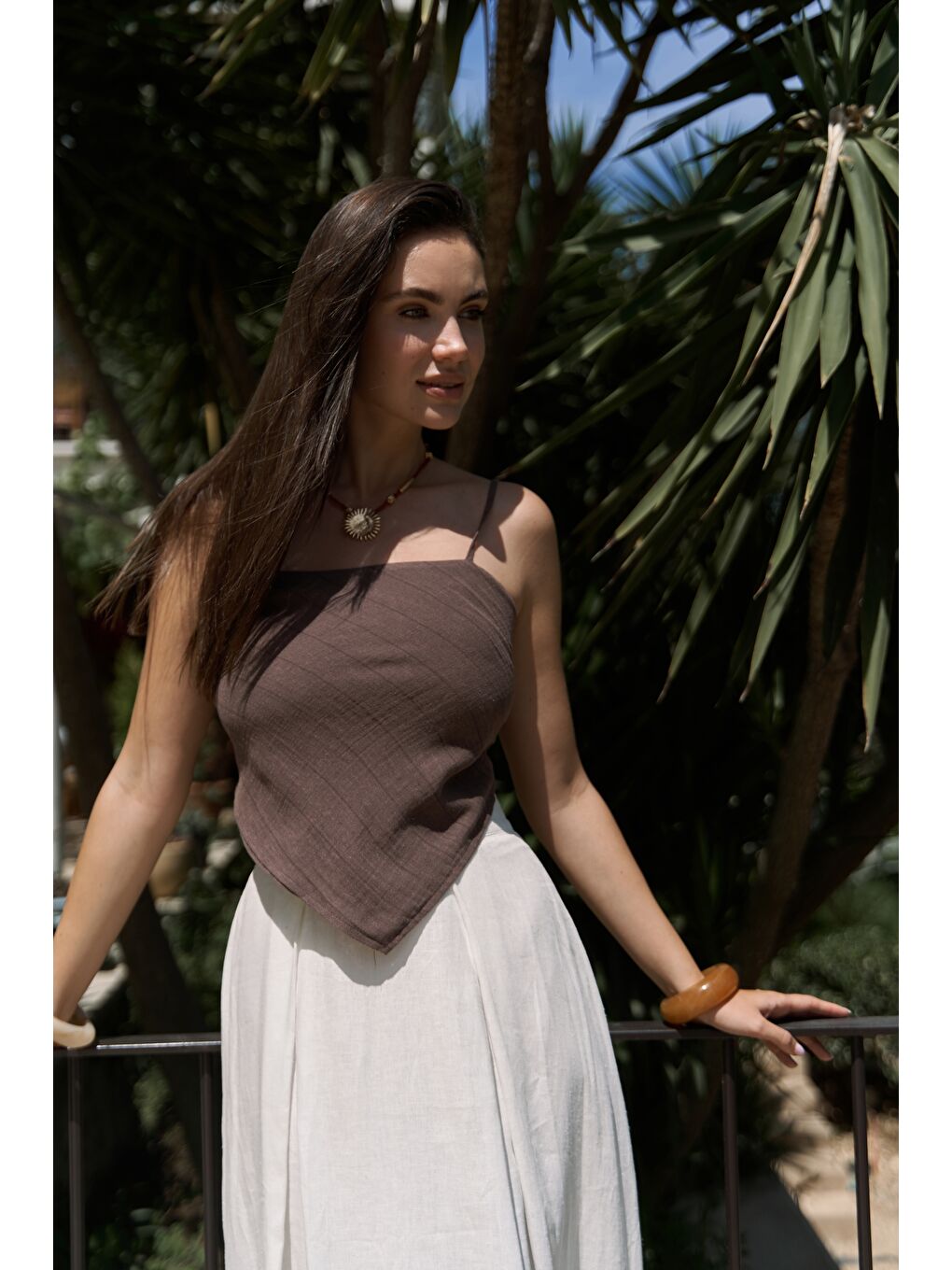 Kahverengi Kita Üçgen Detay Çizgili Kahve Keten Crop-2