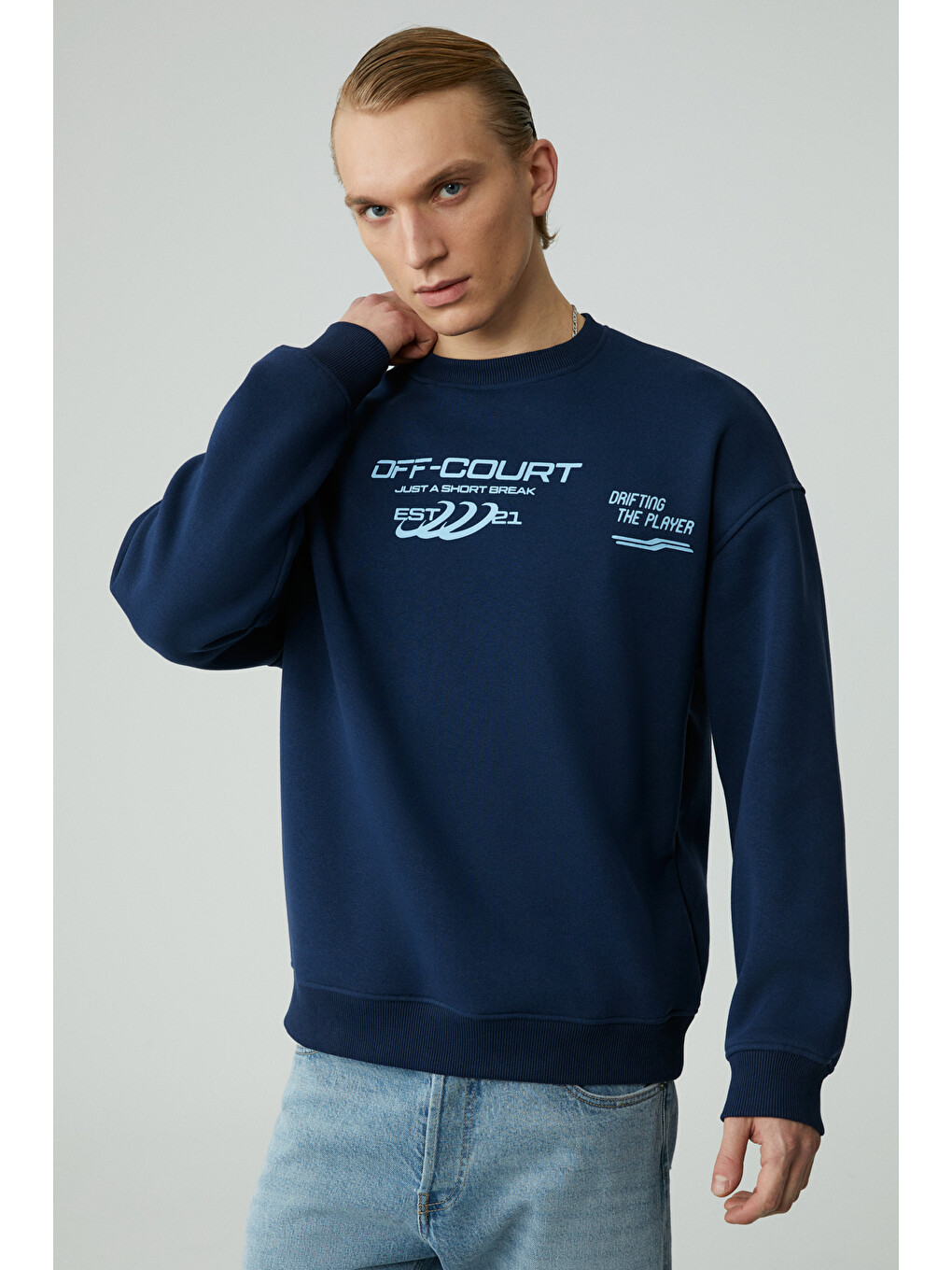 Cassy Erkek Organik Pamuklu Yumuşacık Baskı Detaylı Lacivert Sweatshirt
