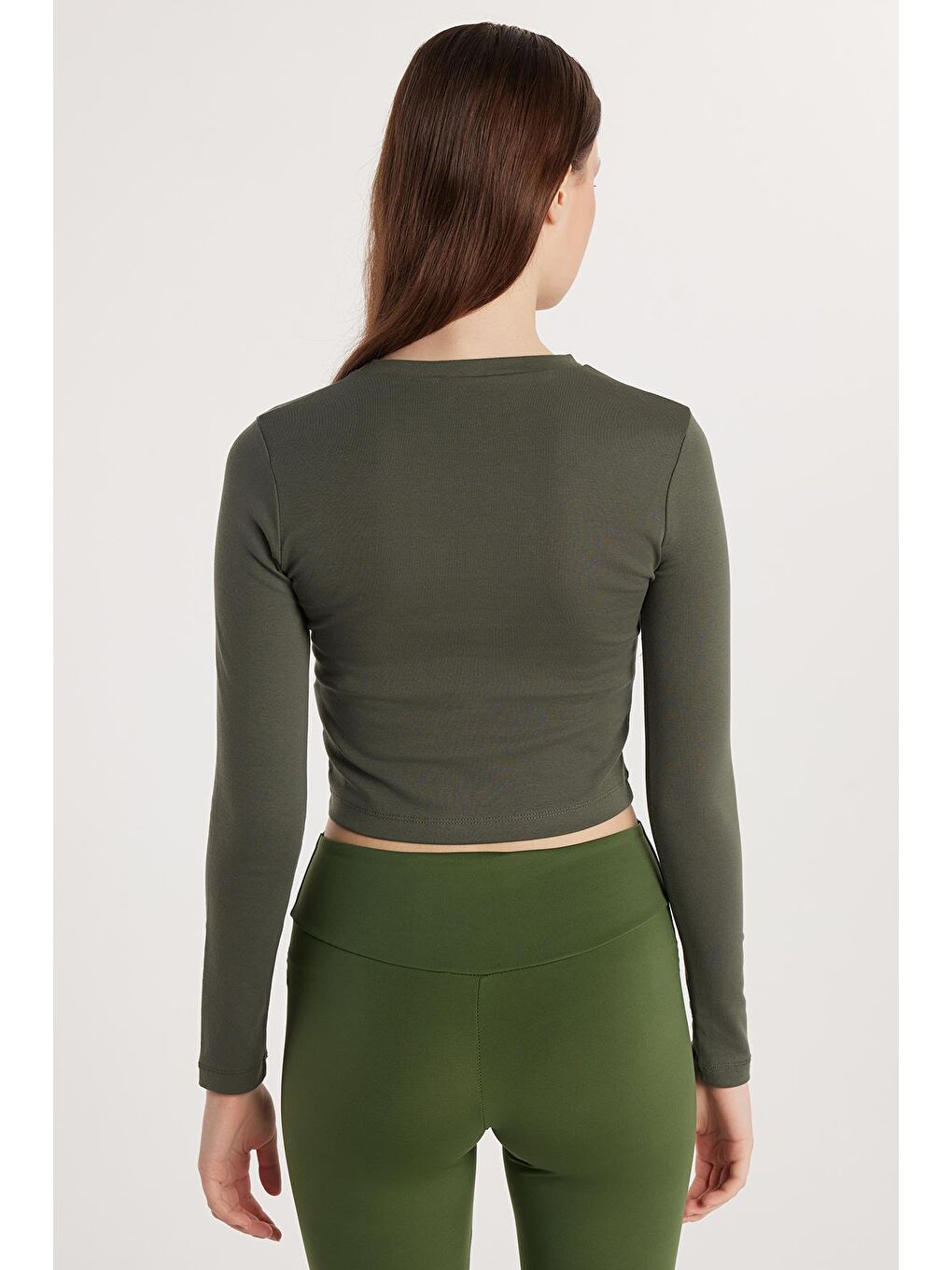 Kadın Slim Fit Pamuklu Uzun Kol Düz Bisiklet Yaka Haki Bluz-4