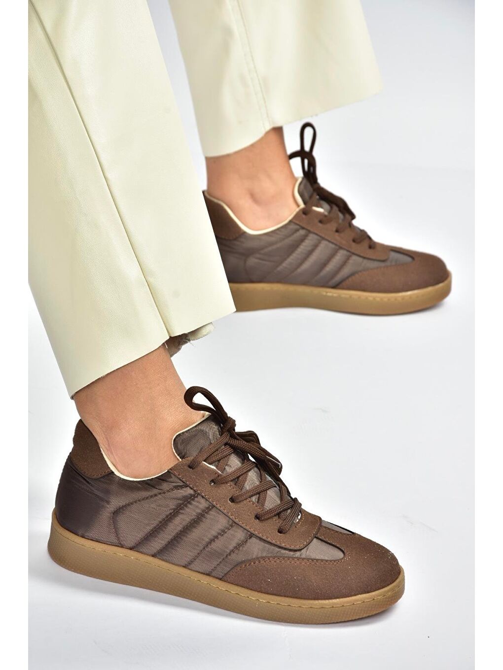 Kahverengi Kadın Spor V820104404-2