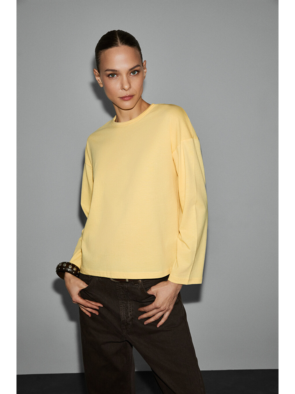 Basıl Kadını Oversize %100 Organik Pamuk Örme Uzun Kol Sarı T-shirt-3